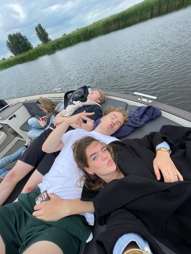 WhatsApp Image 2025-07-23 at 22.14.36 (3)