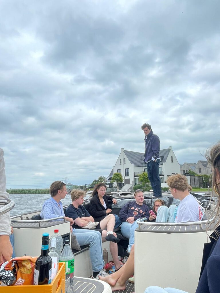 WhatsApp Image 2025-07-23 at 22.14.36 (4)